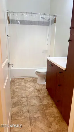 $1,589 | 2330 East Huntington Drive, Unit 103, Phoenix, AZ 85040