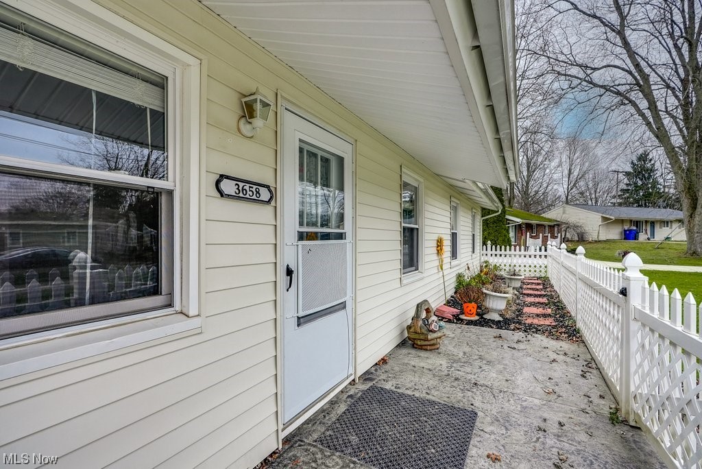 3658 Duffield Road Kent, OH 44240 - Photo 4 of 21 View of patio featuring a porch