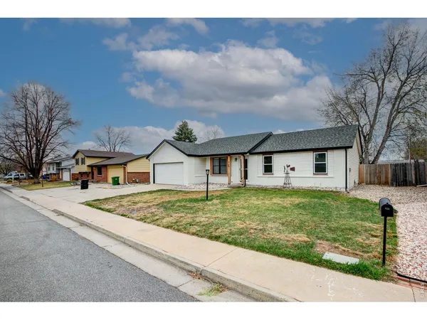 $474,000 | 926 White Elm Drive, Loveland, CO 80538