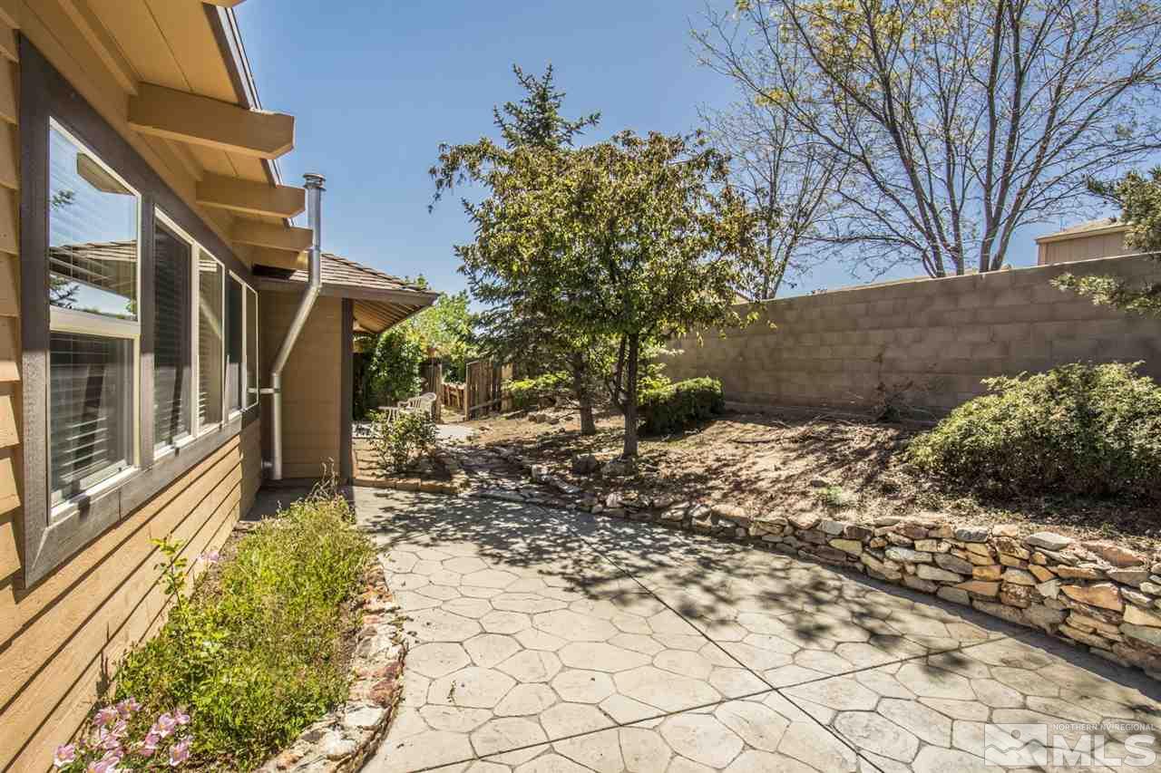 12560 Thomas Creek Road Reno, NV 89511 - Photo 18 of 20 a view of a pathway with a yard