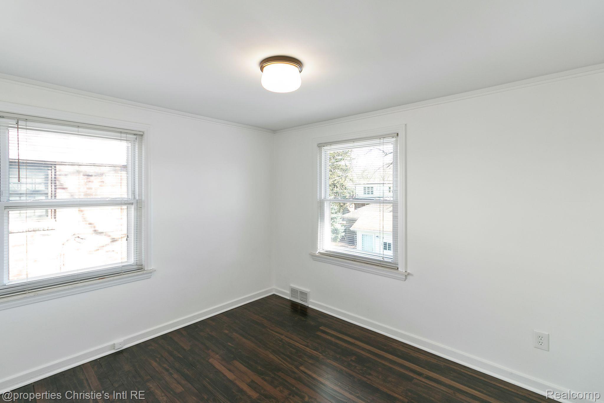 272 Alter Road Detroit, MI 48215 - Photo 18 of 27 Gallery Image 18