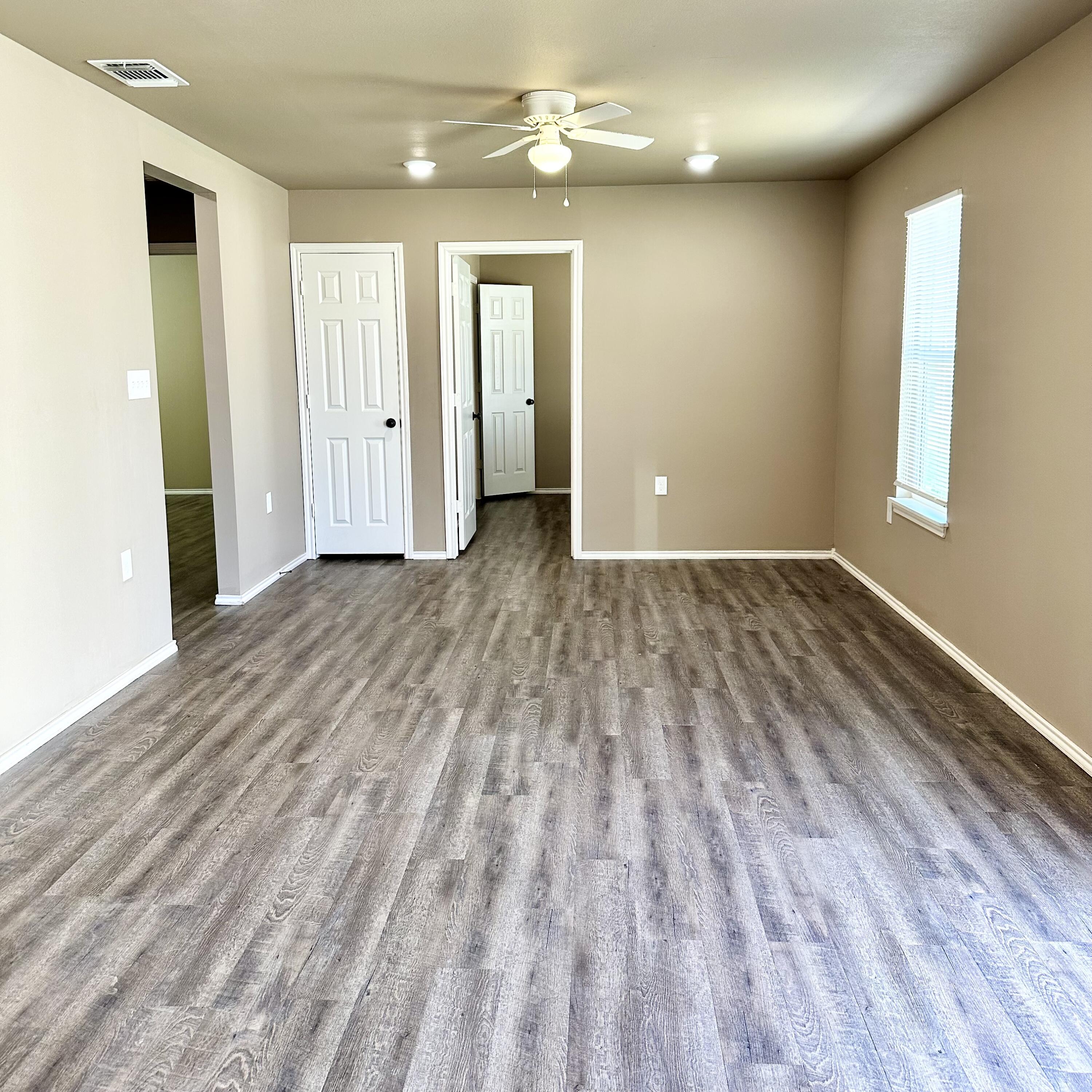 524 46th Street, Unit A Lubbock, TX 79404 - Photo 2 of 14 original (1)