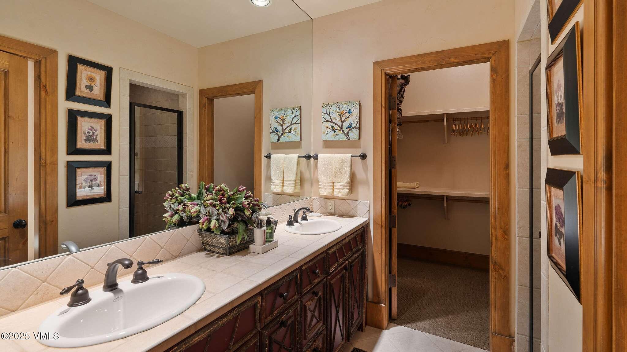 1993 Cresta Road Edwards, CO 81632 - Photo 18 of 36 vb-20241105-471