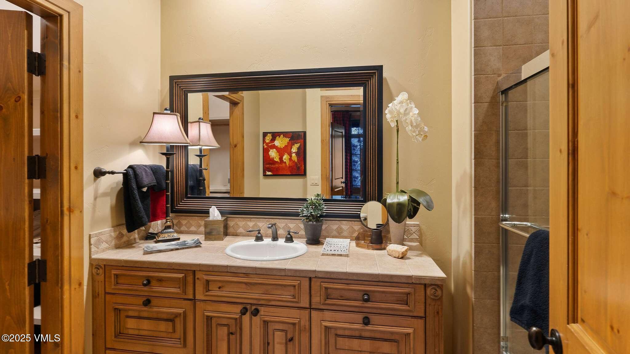 1993 Cresta Road Edwards, CO 81632 - Photo 10 of 36 vb-20241105-571