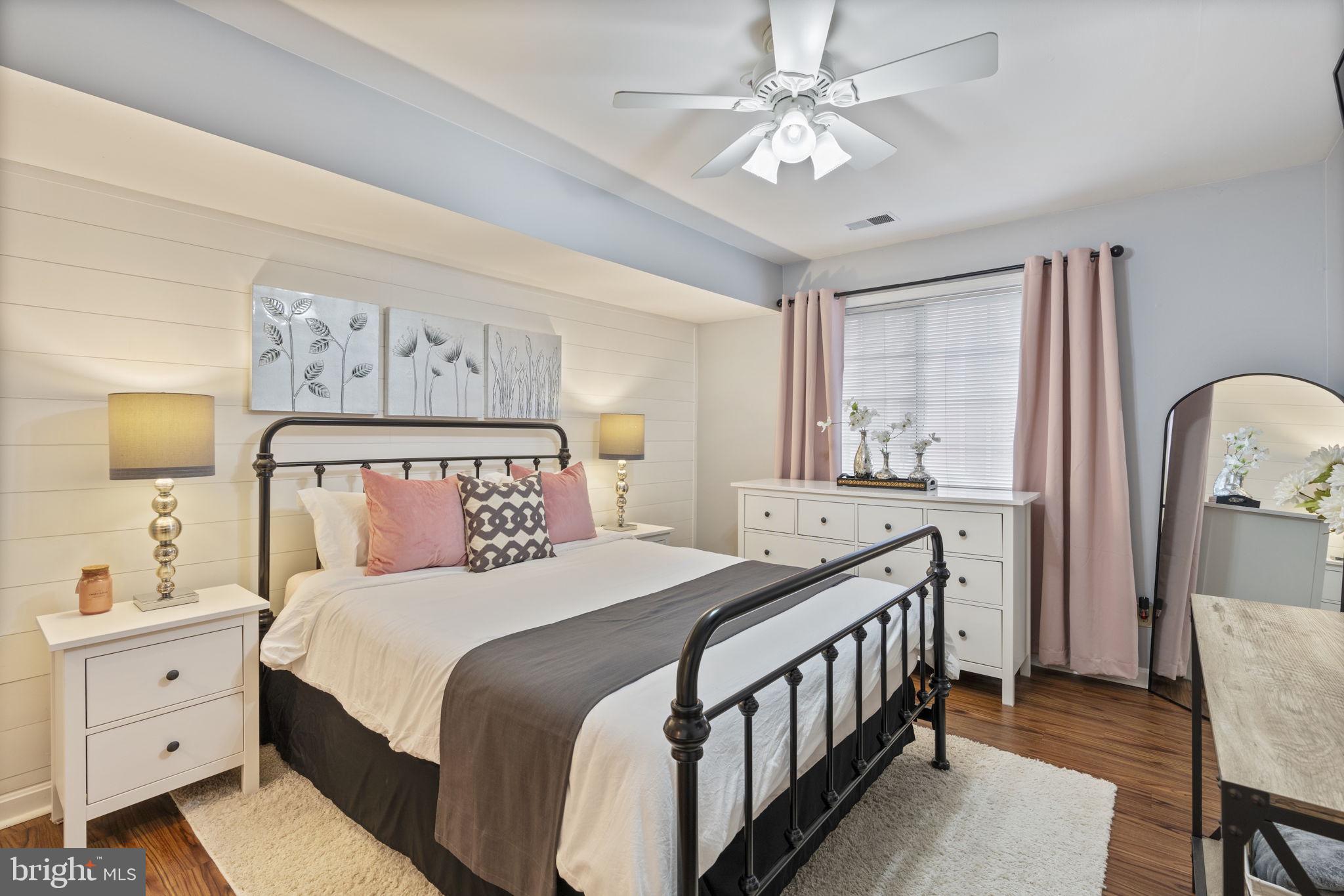 4910 Columbia Road, Unit 1 118 Columbia, MD 21044 - Photo 15 of 35 Spacious Bedroom