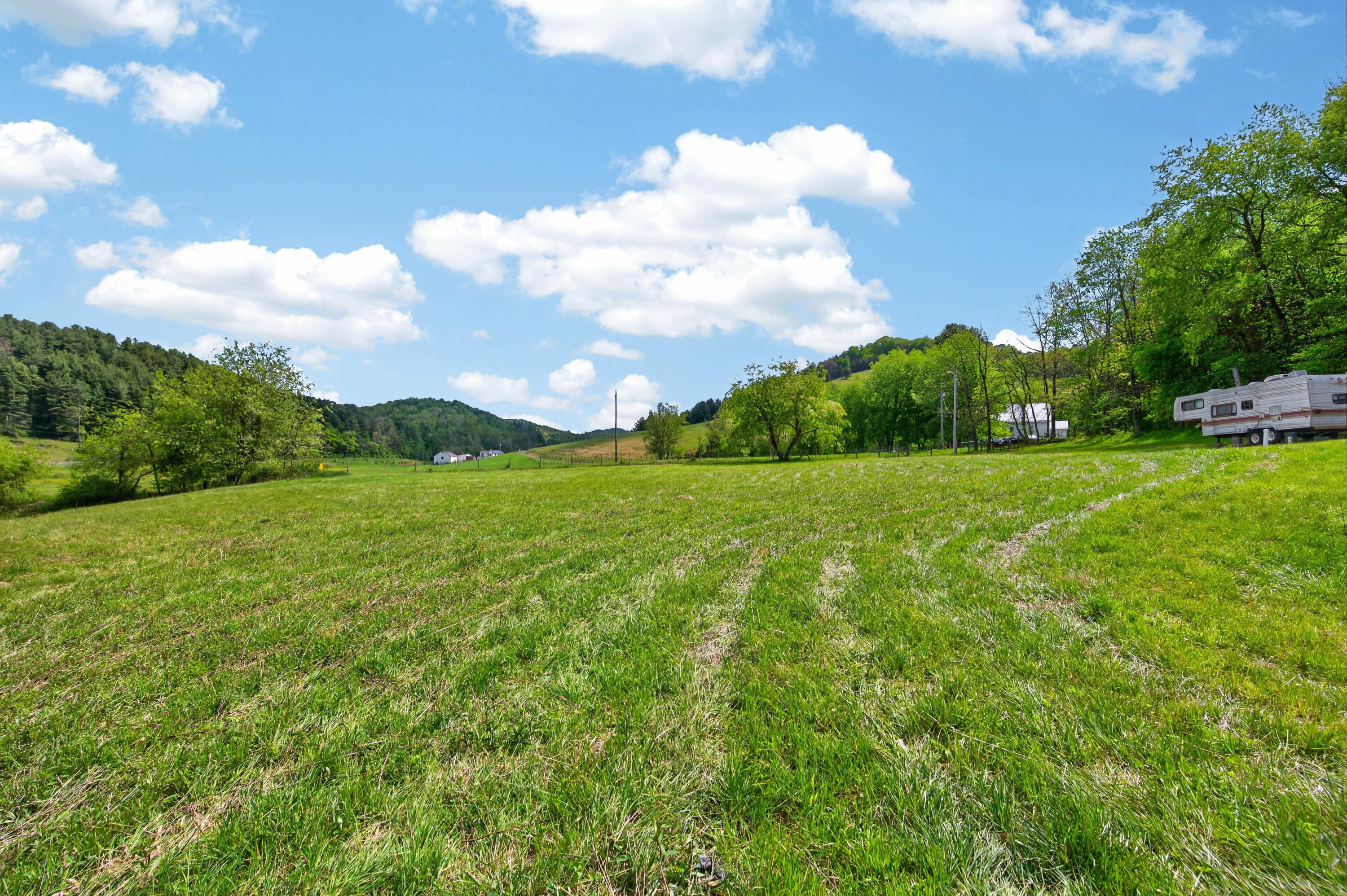 1866 Buffalo Mountain Road Southwest Willis, VA 24380 - Photo 21 of 45 willis-40