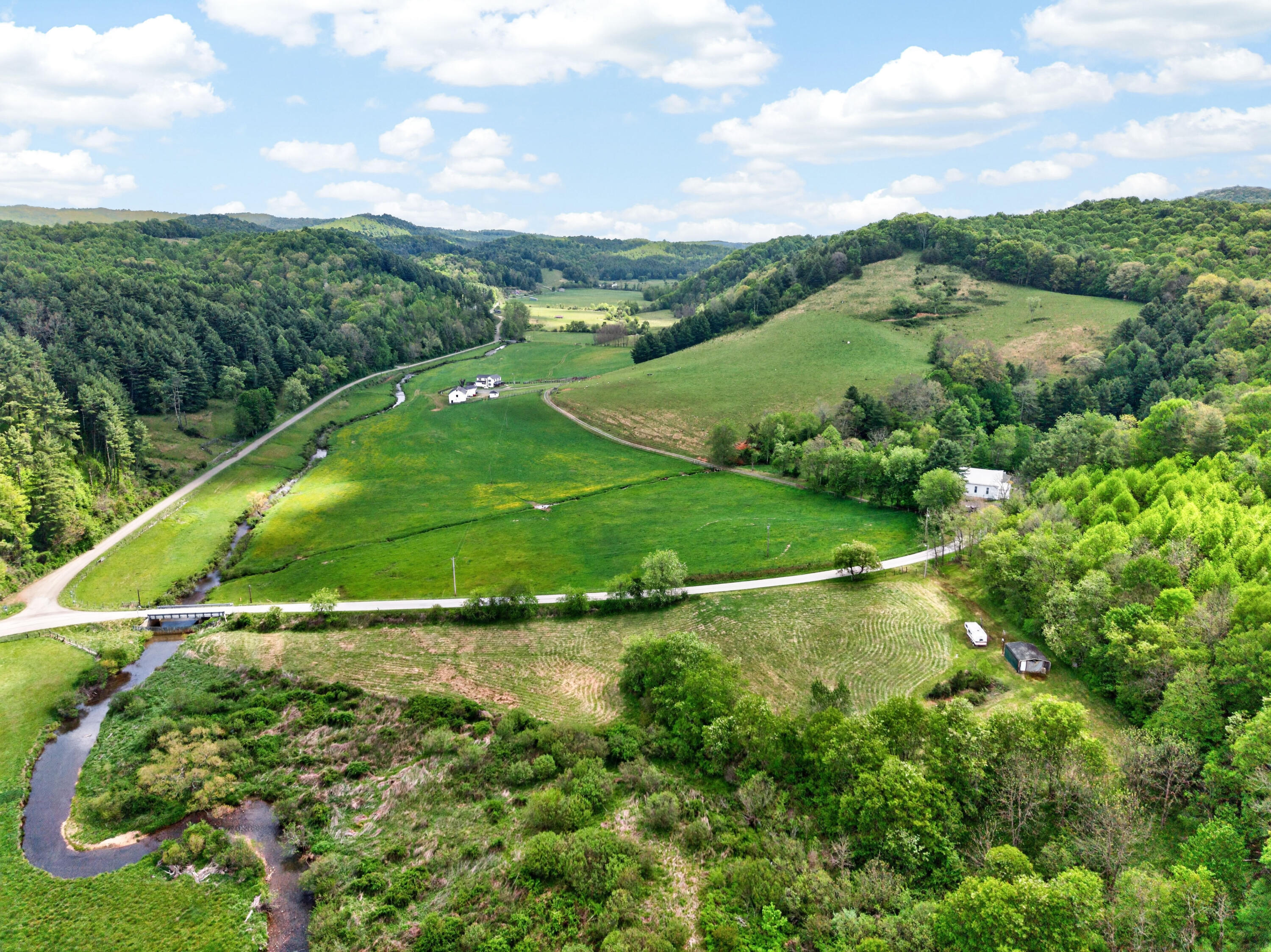1866 Buffalo Mountain Road Southwest Willis, VA 24380 - Photo 40 of 45 willis-18