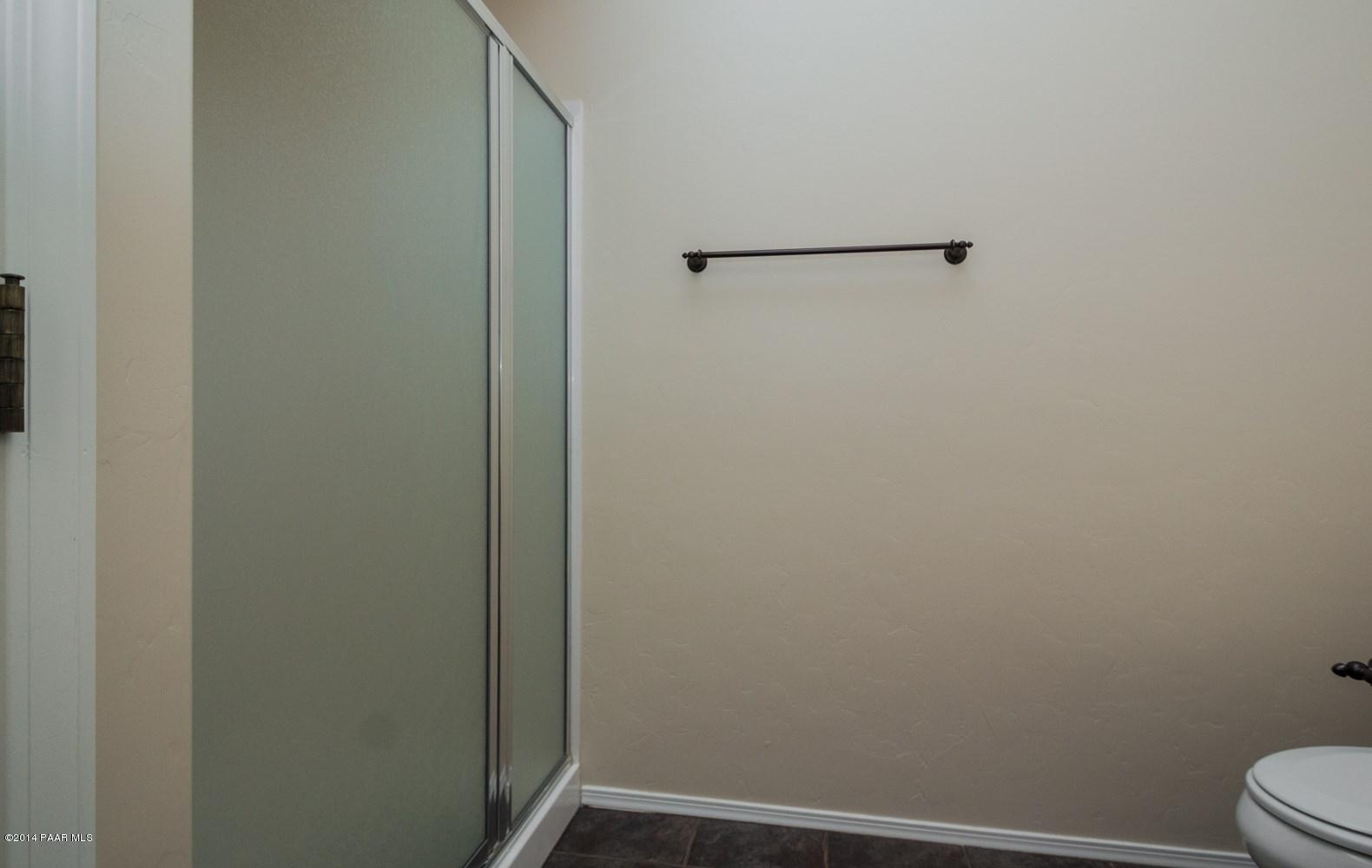 2704 College Heights Road Prescott, AZ 86301 - Photo 10 of 17 010_Master Bathroom