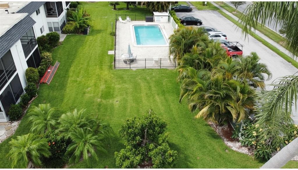 3606 South Beneva Road, Unit 504 Sarasota, FL 34232 - Photo 3 of 27 Gallery Image 3