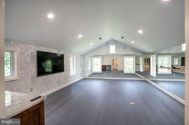 $2,100,000 | 619 McKee Street, State College, PA 16803