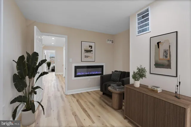 $5,500 | 919 Stiles Street, Baltimore, MD 21202