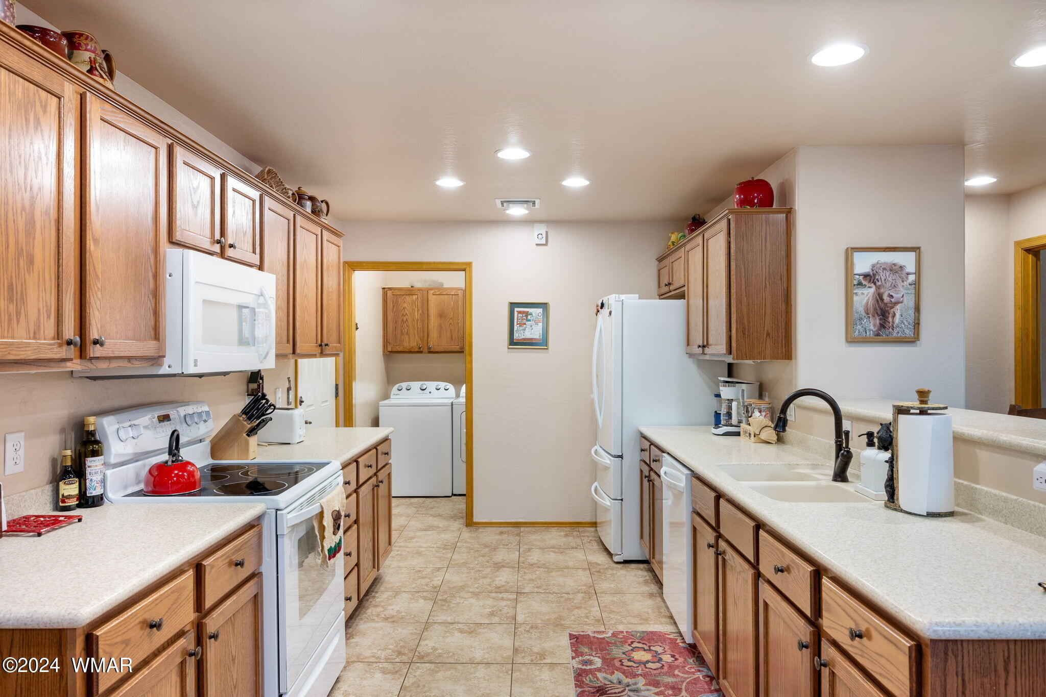 2864 Timber Line Road Pinetop, AZ 85935 - Photo 5 of 43 Updated Kitchen