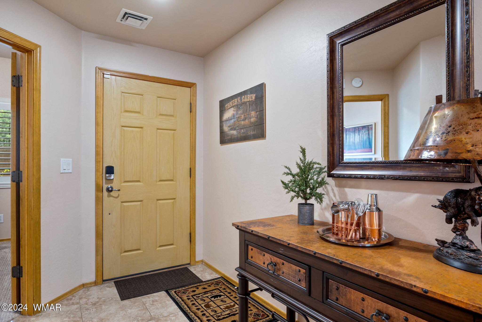 2864 Timber Line Road Pinetop, AZ 85935 - Photo 7 of 43 Foyer