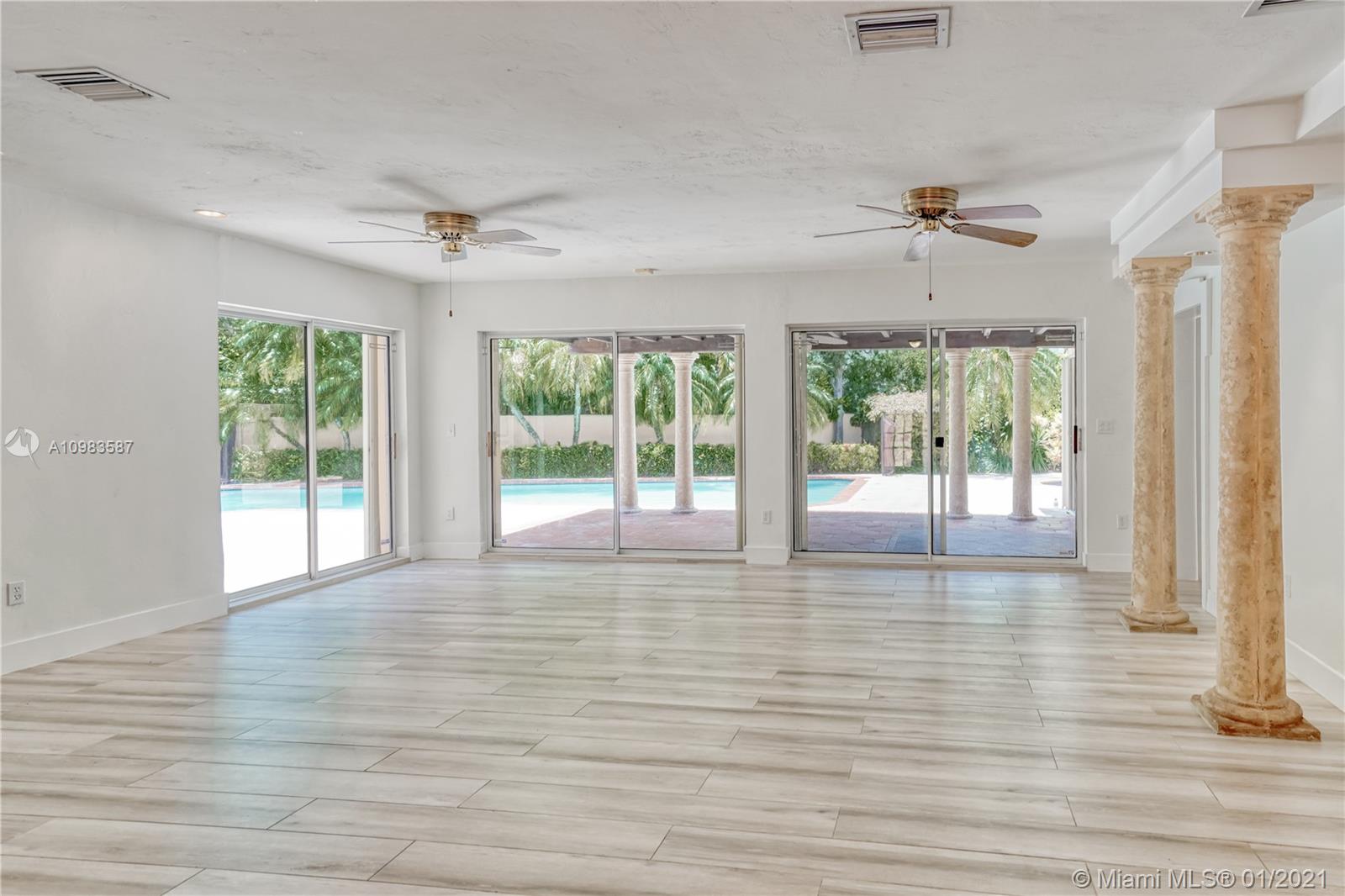796 Woodcrest Road Key Biscayne, FL 33149 - Photo 2 of 8