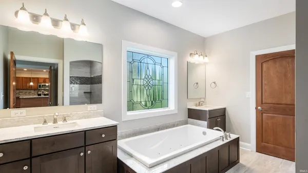 $250,000 | 405 West Washington Street, Winchester, IN 47394