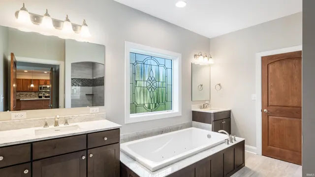 $264,900 | 405 West Washington Street, Winchester, IN 47394