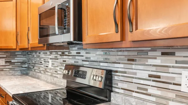 $250,000 | 405 West Washington Street, Winchester, IN 47394