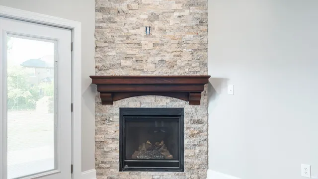 $264,900 | 405 West Washington Street, Winchester, IN 47394