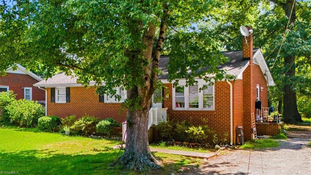 803 Buckner Street Graham, NC 27253 - Photo 3 of 30