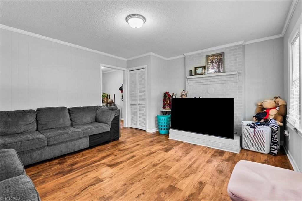 803 Buckner Street Graham, NC 27253 - Photo 4 of 30