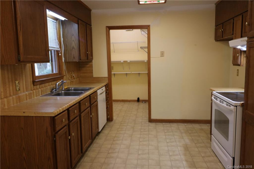 2339 Roland Drive Monroe, NC 28110 - Photo 8 of 36 Gallery Image 8