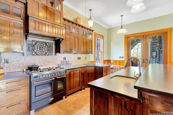 $543,000 | 113 James Street, Brackettville, TX 78832