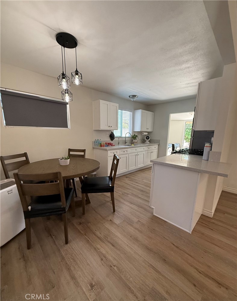 455 East Wilson Street Rialto, CA 92376 - Photo 9 of 20 Kitchen.