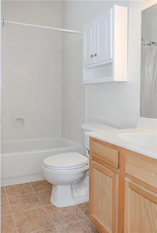 $185,000 | 106 Covington Meadow Circle, Unit F, Covington, LA 70433