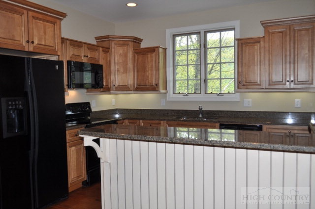 211 Old Bark Road Boone, NC 28607 - Photo 11 of 38 Gallery Image 11