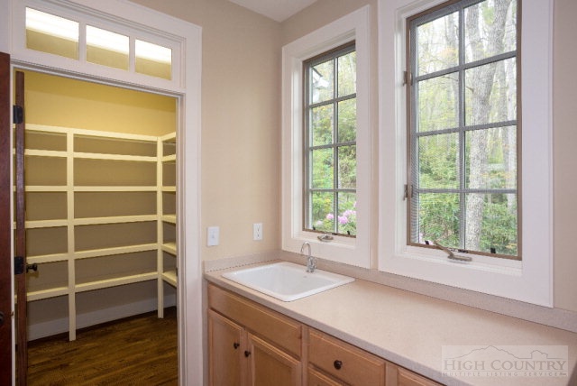 211 Old Bark Road Boone, NC 28607 - Photo 18 of 38 Gallery Image 18