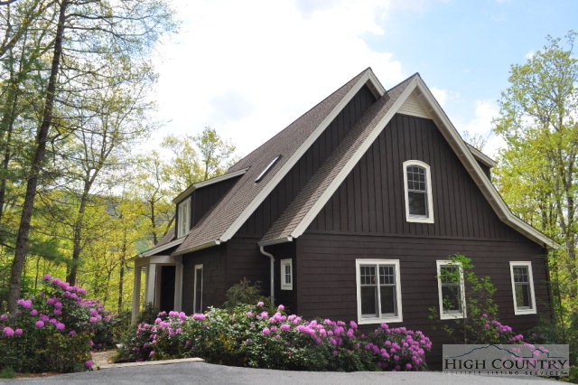 211 Old Bark Road Boone, NC 28607 - Photo 2 of 38 Gallery Image 2