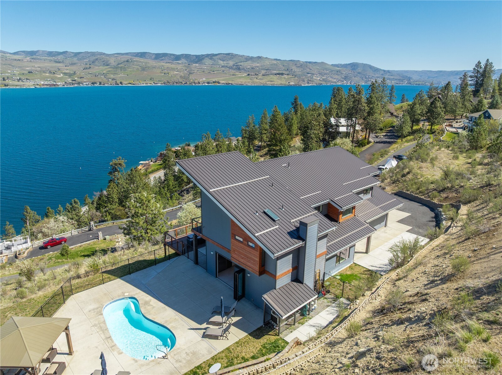 328 Quail Run Road Chelan, WA 98816 - Photo 37 of 40