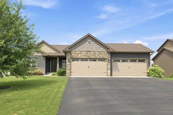 $640,000 | 16876 Xeon Street Northwest, Andover, MN 55304