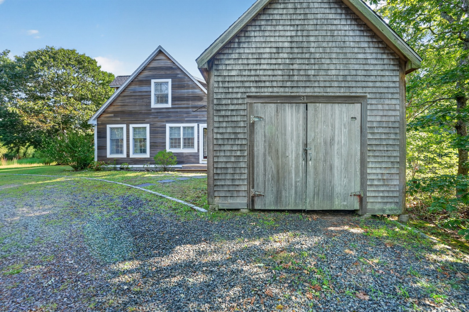 31 Dodgers Hole Road Edgartown, MA 02539 - Photo 7 of 35 Gallery Image 7