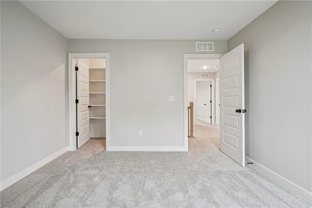 $559,950 | 838 Reed Drive, Raymore, MO 64083