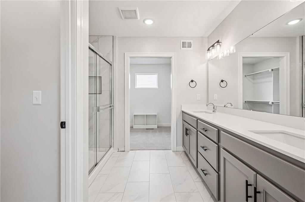 838 Reed Drive Raymore, MO 64083 - Photo 24 of 41