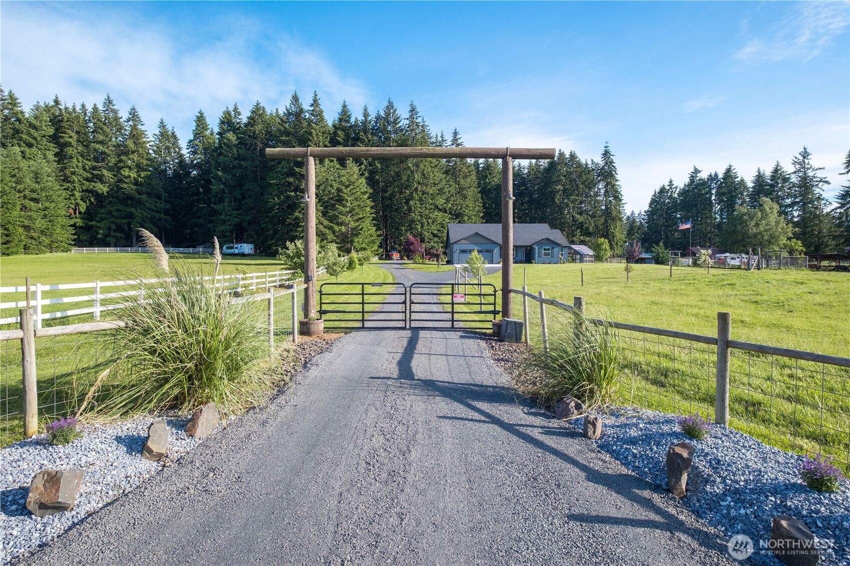 258 Antrim Road Winlock, WA 98596 - Photo 2 of 40