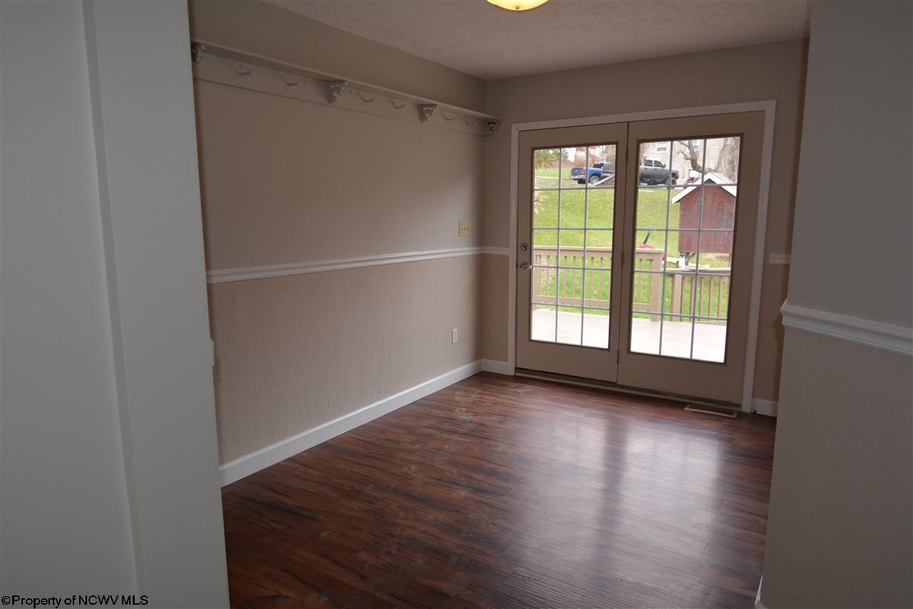 364 Gilman Road Elkins, WV 26241 - Photo 7 of 17 Gallery Image 7