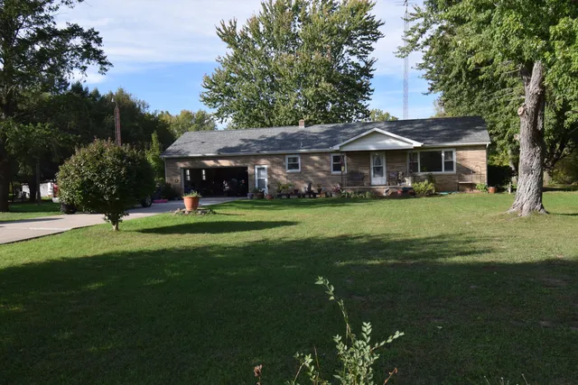 $319,900 | 60772 61st Avenue, Hartford, MI 49057