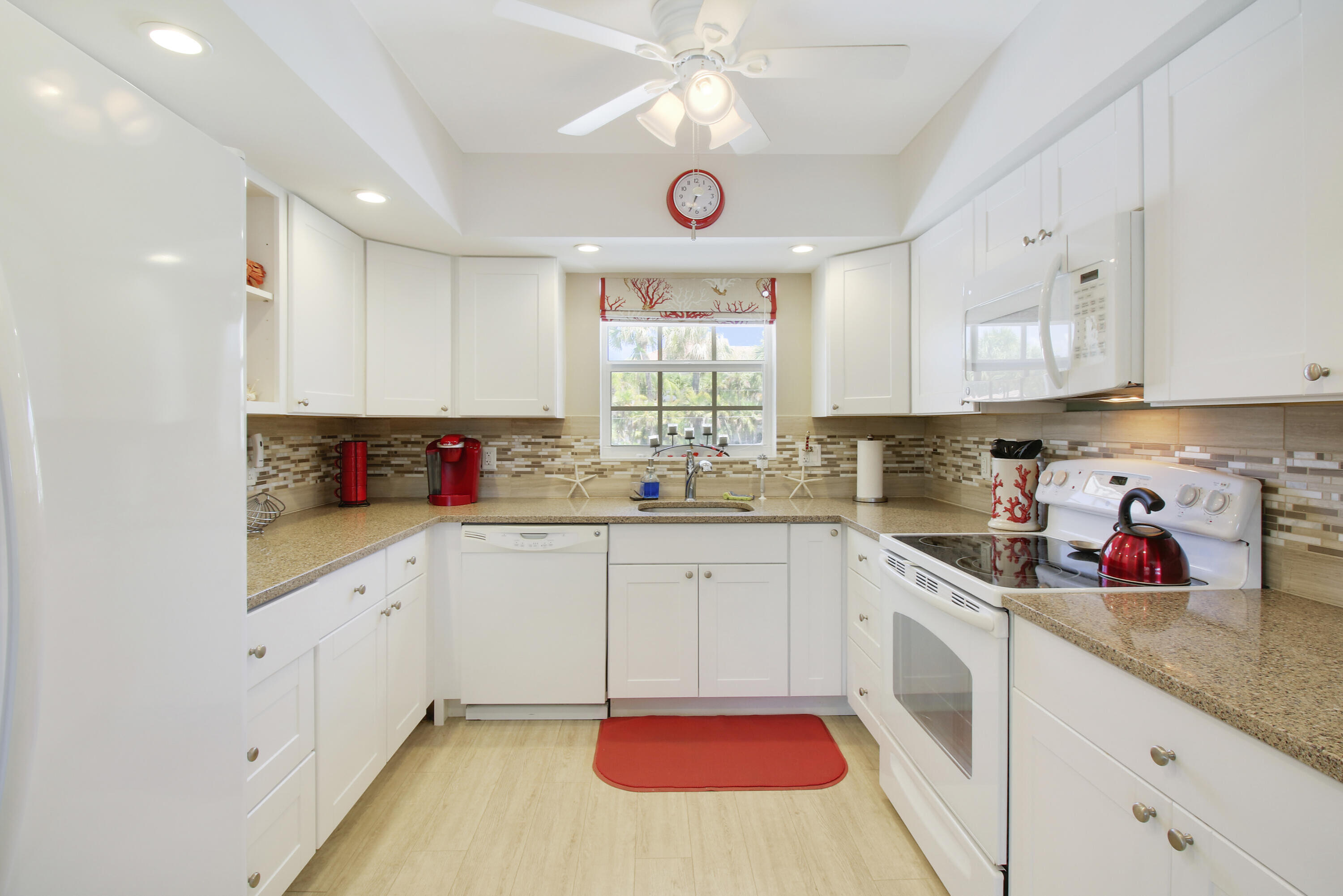 100 Waterway Road Jupiter, FL 33469 - Photo 31 of 52 Open Fully Equipped Kitchen