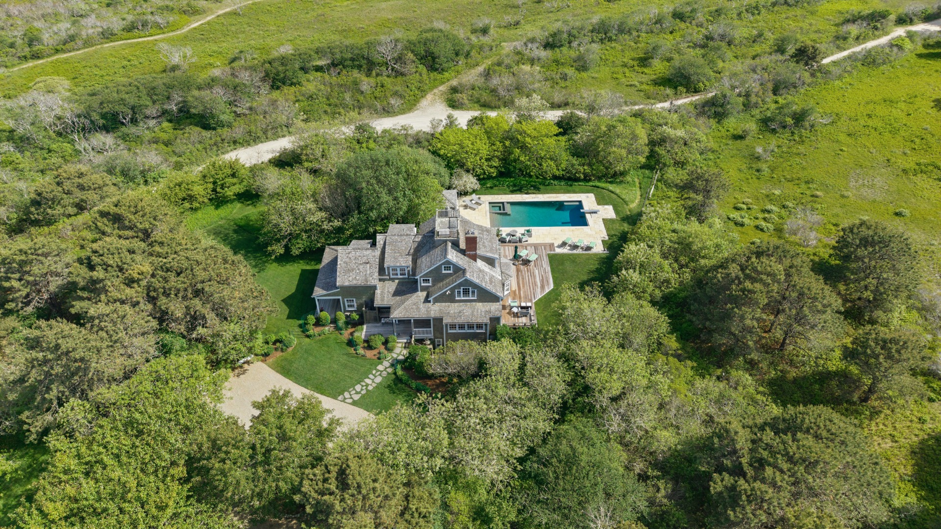 144 Madaket Road Nantucket, MA 02554 - Photo 3 of 104