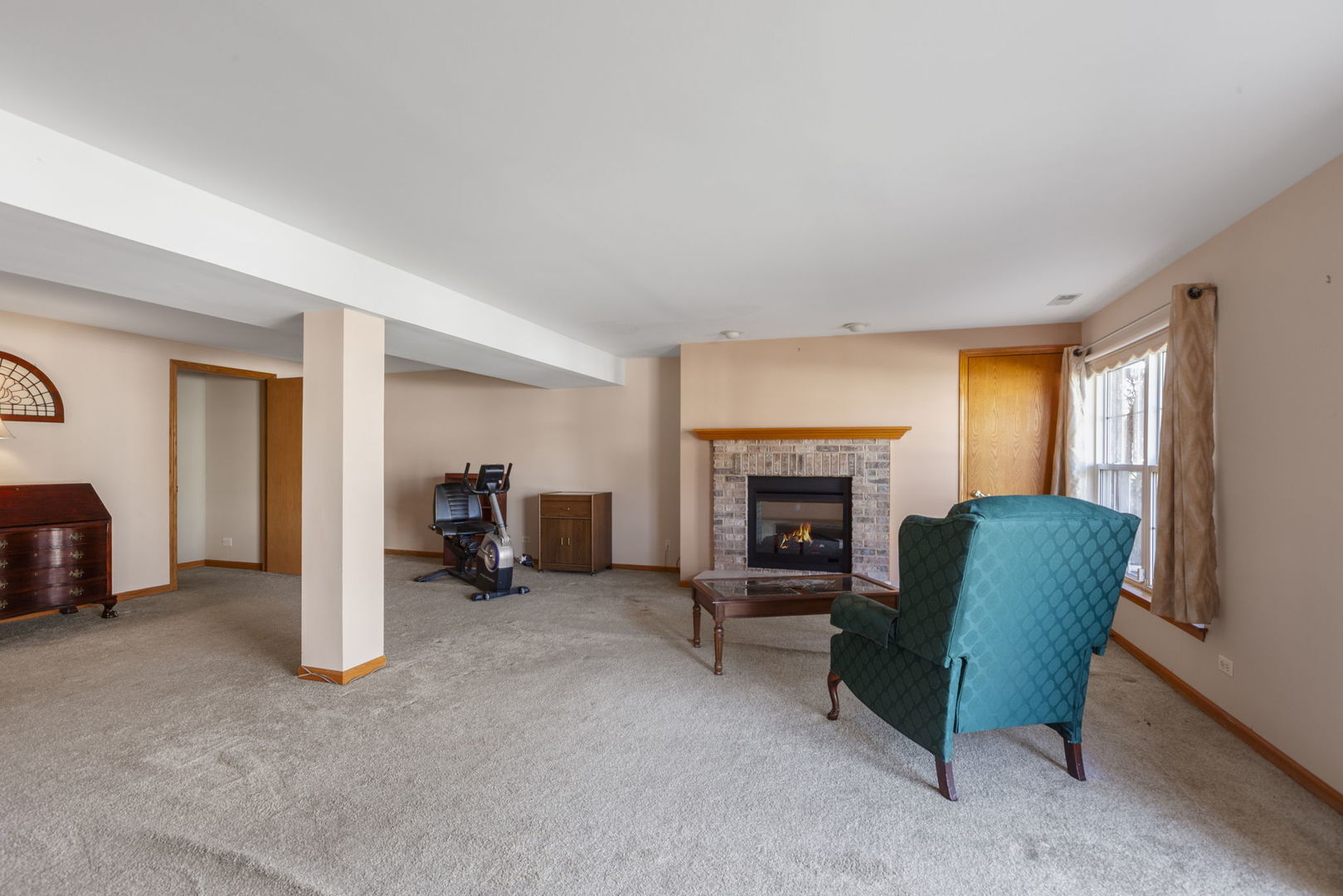 316 Haber Road Cary, IL 60013 - Photo 13 of 22