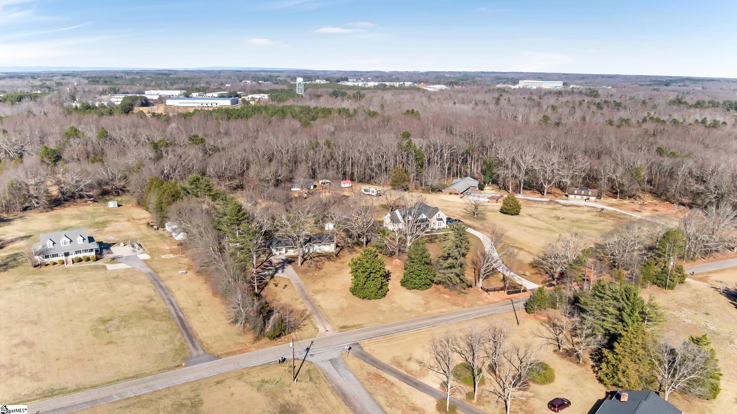 201 Paulan Road Anderson, SC 29621 - Photo 40 of 46