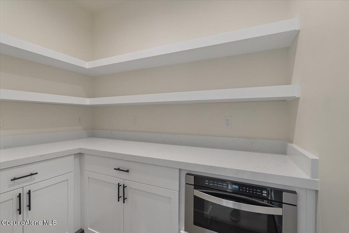 9262 Secretariat Lane Hayden, ID 83835 - Photo 17 of 51 Pantry