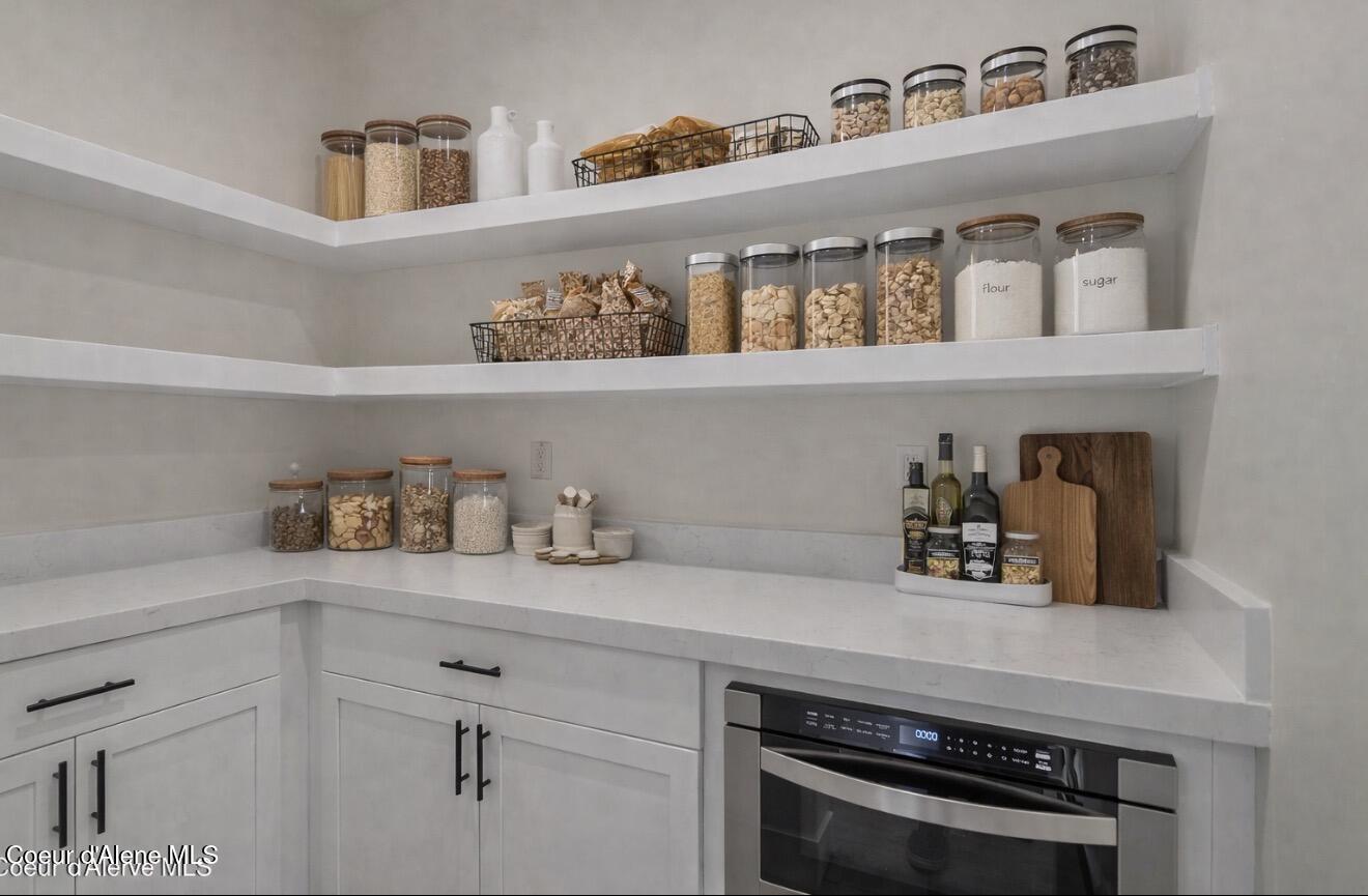 9262 Secretariat Lane Hayden, ID 83835 - Photo 18 of 51 Pantry