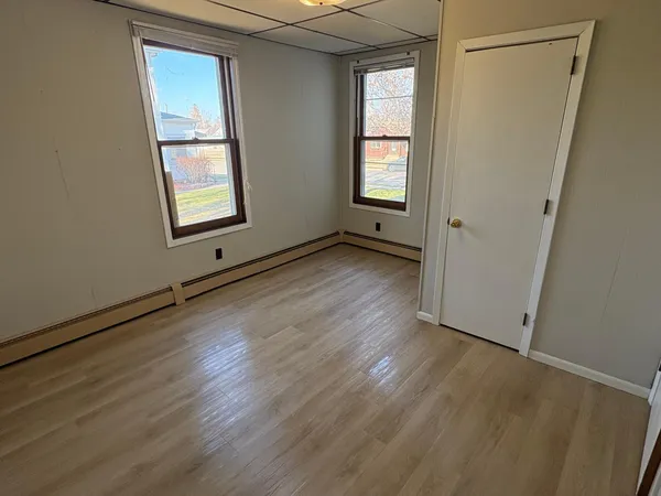 $1,600 | 216 Birch Avenue South, Maple Lake, MN 55358