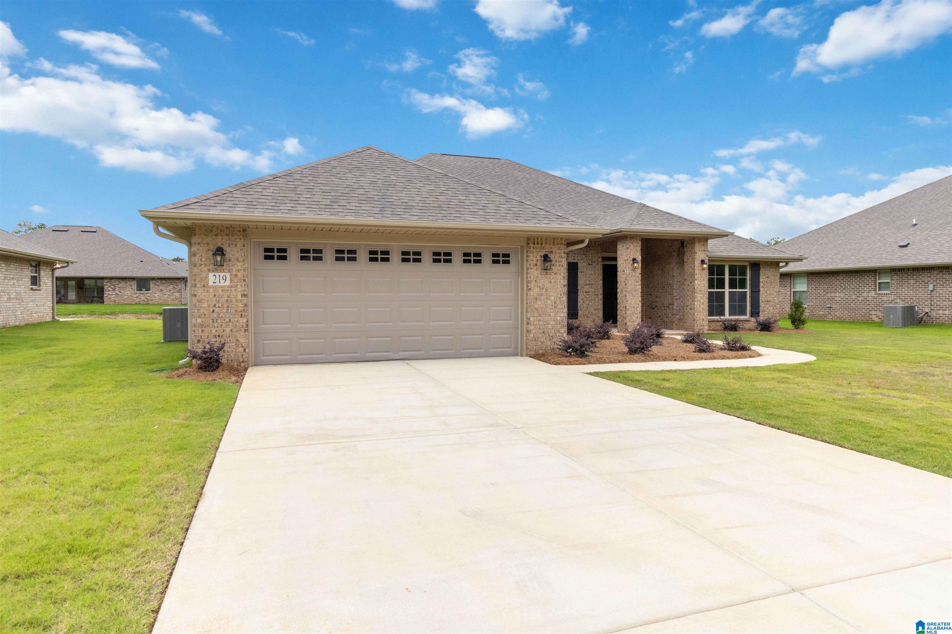 414 Harless Lane Alabaster, AL 35007 - Photo 4 of 33
