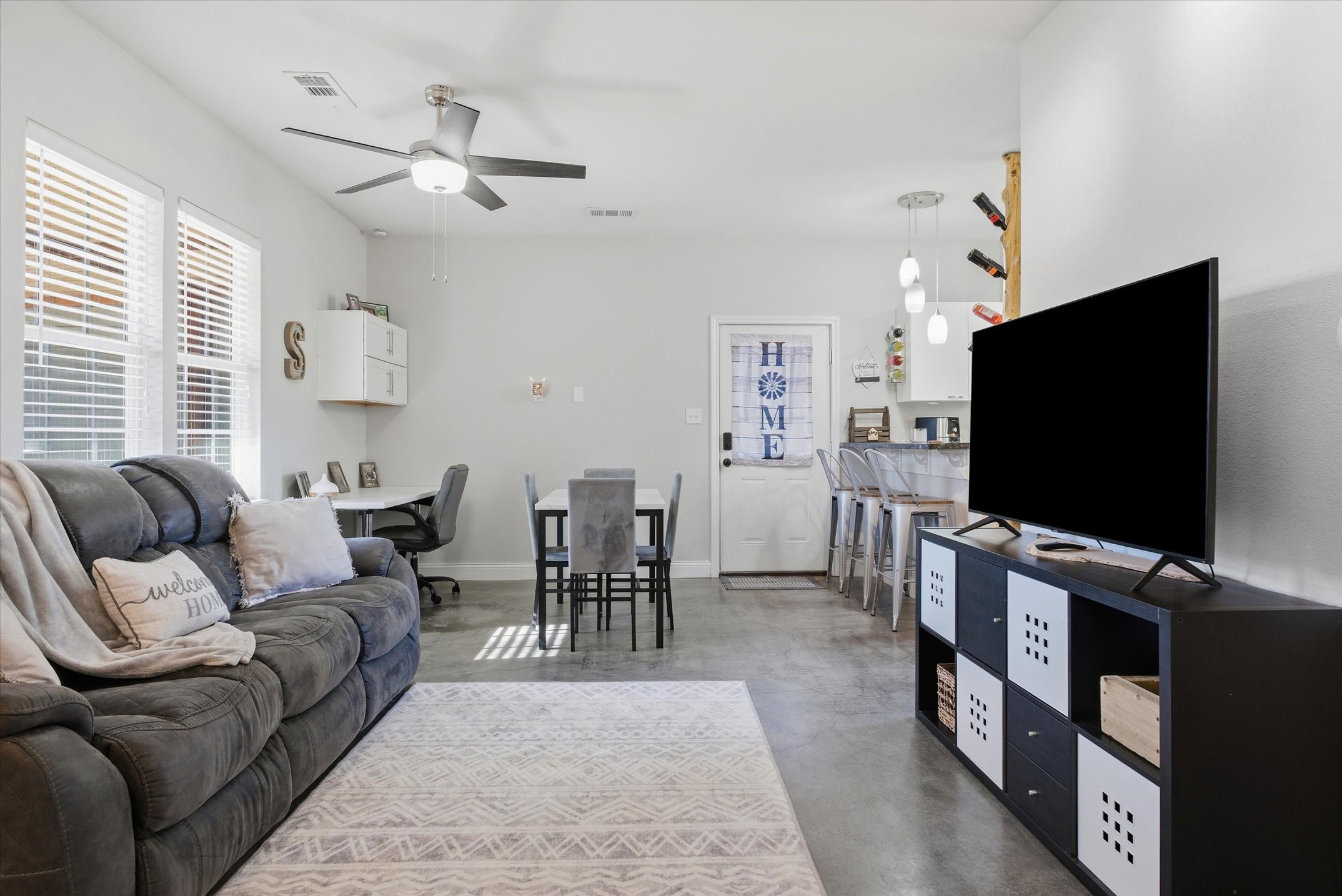 7332 Farm To Market 59 Athens, TX 75751 - Photo 7 of 37