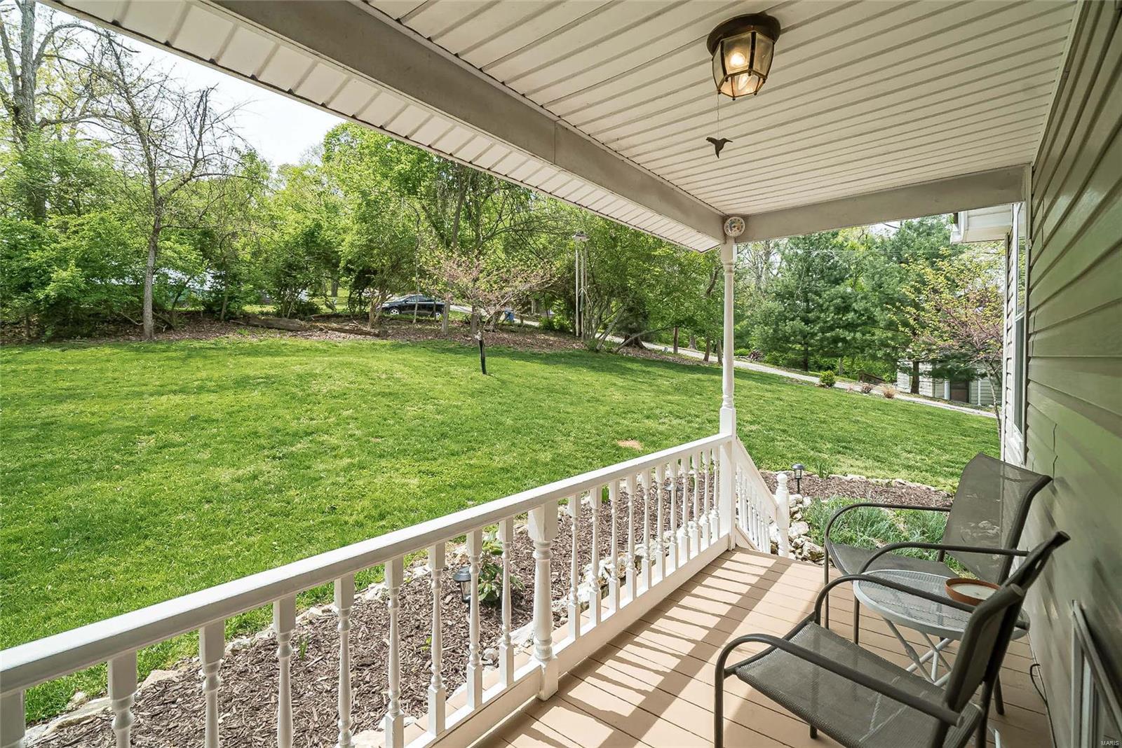 34 Mombert Drive Ballwin, MO 63021 - Photo 5 of 66 Gallery Image 5
