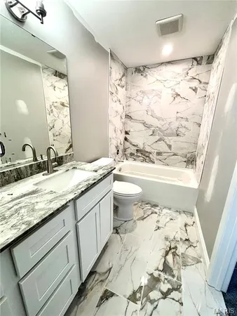 $1,199,900 | 458 Crest Avenue, Kirkwood, MO 63122